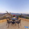 Отель Dream·Dream dust·Spring breeze and Panoramic View of the Ancient City of Yi, фото 10