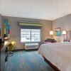 Отель Hampton Inn by Hilton Brockville, фото 25