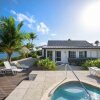 Отель Conched Out-2br by Grand Cayman Villas & Condos, фото 18