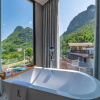 Отель Yangshuo Serene Cove Hotel, фото 6
