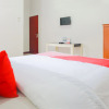 Отель OYO 2030 Melawai Homestay, фото 5
