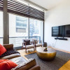 Отель EVAN, 1BDR Southbank Apartment, фото 1