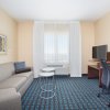 Отель Fairfield Inn & Suites by Marriott Burlington, фото 6