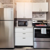 Отель Modern 3BR Apartment With Netflix - Near Byward Market, фото 3