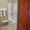 Отель Comfort Suites Portland Southwest, фото 9
