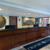 Отель Oxford Suites Lancaster, фото 2