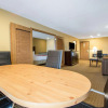 Отель Comfort Suites Wisconsin Dells Area, фото 2