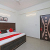 Отель OYO 12493 Heera Guest House, фото 5