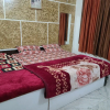 Отель Roomshala 153 Hotel Krishnashrya, фото 4