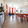 Отель Modern Nulu 2BR Cozysuites 04, фото 11