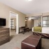Отель Comfort Inn & Suites Red Deer, фото 29