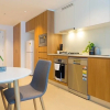 Отель Compact Brisbane Pad With 2 Bedrooms, фото 10