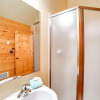 Отель Mt. Baker Lodging Cabin 11 – Hot Tub, BBQ, Sleeps 6! by MBL, фото 16
