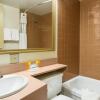 Отель Travelodge Edmonton East, фото 8