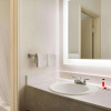 Отель Howard Johnson Suites Central, фото 35