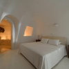 Отель White House Villa with 3 bedrooms and amazing views at Oia, фото 25