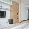 Отель Homey and Modern Tamansari Semanggi 2BR Apartment, фото 5