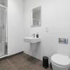 Отель Central Stevenage Luxury 2 Bed Apartment, фото 10