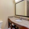 Отель Comfort Inn & Suites Northeast - Gateway, фото 10
