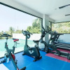 Отель Beach Style Condo Pool, Gym, 1100m To Great Beach., фото 6