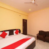 Отель OYO 22015 Hotel Lakshya Palace, фото 4