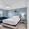 Отель Stunning 2BR Condo at Waterway Village, фото 6
