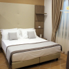 Отель Hotiday Room Collection - Napoli Residenza Scarlatti, фото 1