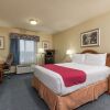 Отель Manchester Inn and Suites, фото 7