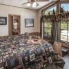 Отель Buckhorn Cabin - Three Bedroom Cabin, фото 3