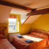 Отель Barnwell Farm Cottages Corn cottage, фото 3