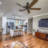 Отель Momma's House On Landa Dt 430 3 Bedroom Home by RedAwning, фото 12