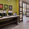 Отель Hampton Inn & Suites Dallas Market Center, фото 15