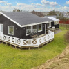 Отель Exquisite Holiday Home in Løgstør near Sea, фото 9