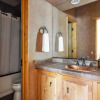 Отель Bernard by Avantstay Luxurious Cabin in Big Bear w/ Hot Tub & Pool Table, фото 7