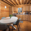 Отель Red Feather Cabins 270, фото 8