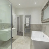 Отель 3 Bed- The Regency Suite, фото 18