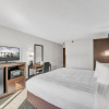 Отель City Center Inn by OYO I-64 Newport News, фото 4