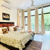 Отель Bluo 2Bhk Panchsheel Enclave - Balcony Park, фото 2