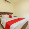 Отель RedDoorz near Jembatan Siti Nurbaya Padang, фото 18