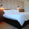 Отель Uptown Inn by Vantaggio Suites, фото 23
