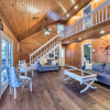 Отель Cozy Retreat w/ Hot Tub, on Sleepy Hollow Lake!, фото 2