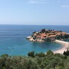 Отель Apartmani Živković в Свети-Стефане