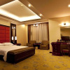 Отель Fountain Crown Hotel, фото 4