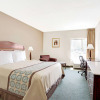 Отель Days Inn by Wyndham Newport News City Center Oyster Point, фото 5