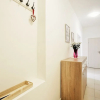 Отель Charming Two-Bedroom Apartment Next To The Emmaus Abbey, фото 11