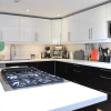 Отель Modern 2 Bedroom House With Patio in Battersea, фото 15