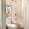 Отель Quality Inn, фото 8
