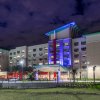 Отель Holiday Inn Express & Suites Orlando at SeaWorld, an IHG Hotel в Орландо