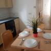 Отель Convenient Catford Apartment в Лондоне