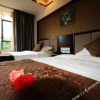 Отель Yunfeng Holiday Hotel, фото 1